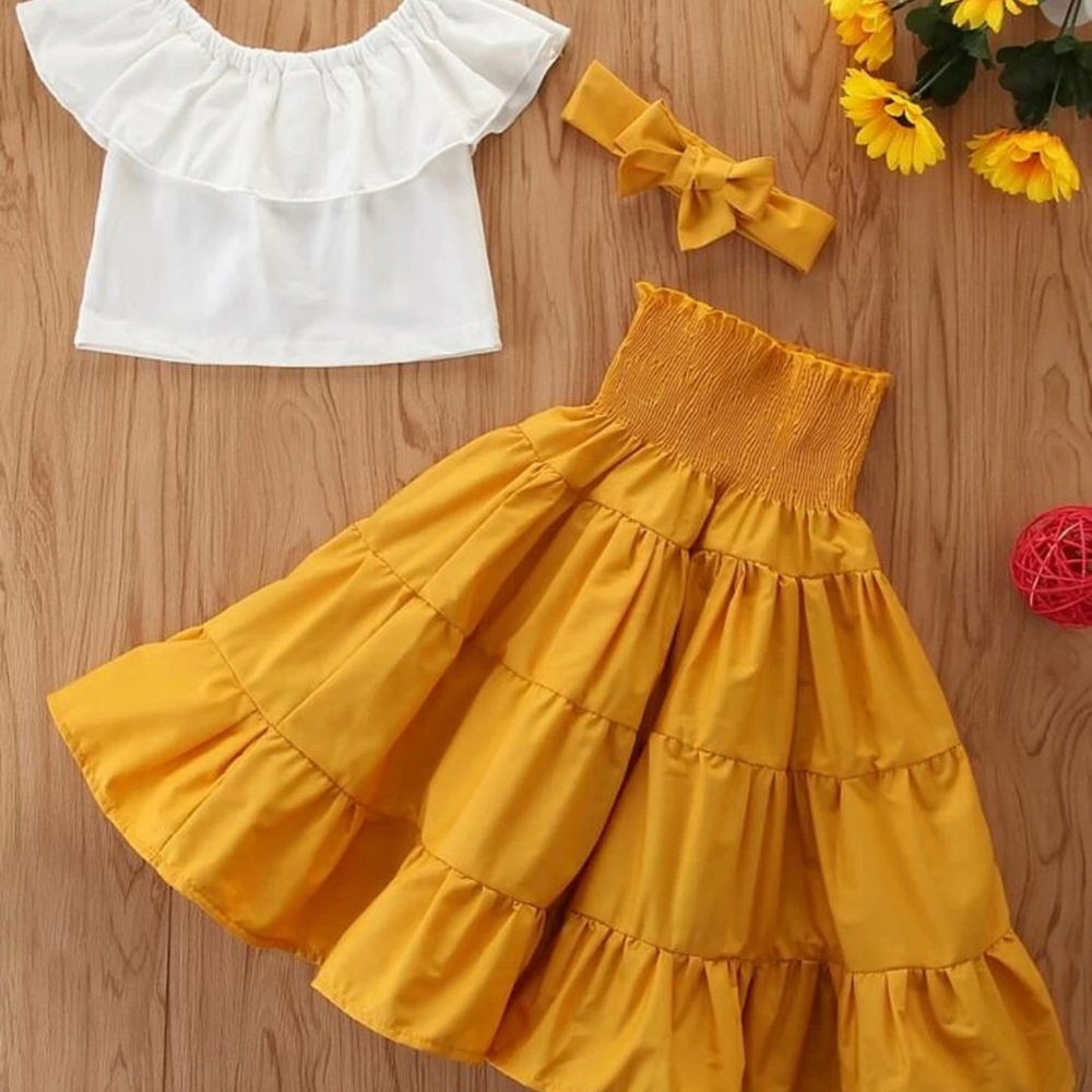 Toddler Girls Ruffle Blouse & Shirred Skirt & Headband